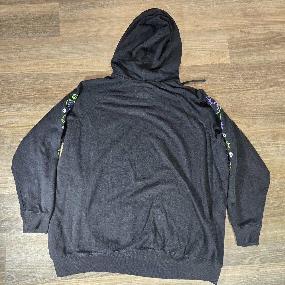 Torrid Beetlejuice Hoodie Womens 3XL Strange Unusual Black Fleece Pullover Goth - Picture 9 of 9